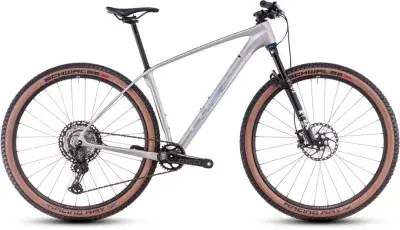 Cube Reaction C:62 Race Grau Modell 2025
