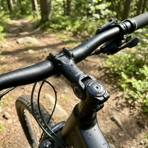 Humpert/Ergotec Ahead-Vorbau Swell-RE 100 mm -20°/+40° Schwarz - MTB Vorbau mit 35-mm-Klemmung AL…