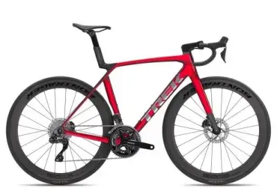 Trek Madone SL 6 2027 | gloss fury red/matte deep smoke | XL | Straßenrennräder