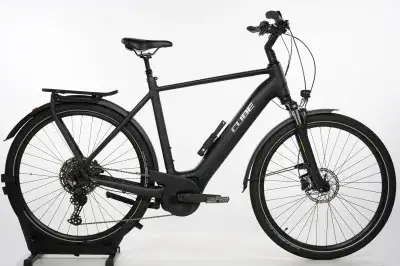 CUBE Touring Hybrid Pro 625