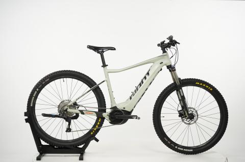 Giant Fathom E+2