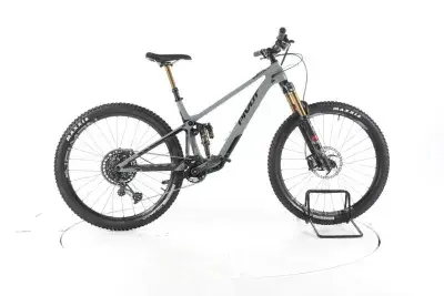 Pivot Cycles Shuttle SL E-Bike Fully Carbon