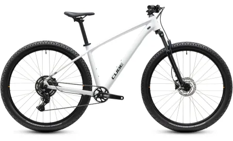 Cube Aim ONE - 27.5/29 Zoll 9K Diamant - metallicwhite´n´black