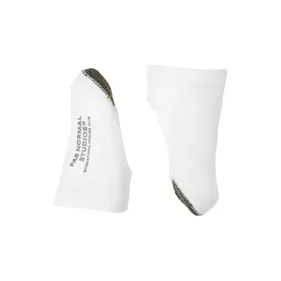 Pas Normal Studios Logo Toe Cover Zehenüberschuhe