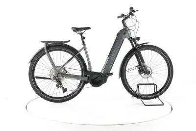 Cube Kathmandu Hybrid Pro 750 Trekking E-Bike Tiefeinsteiger