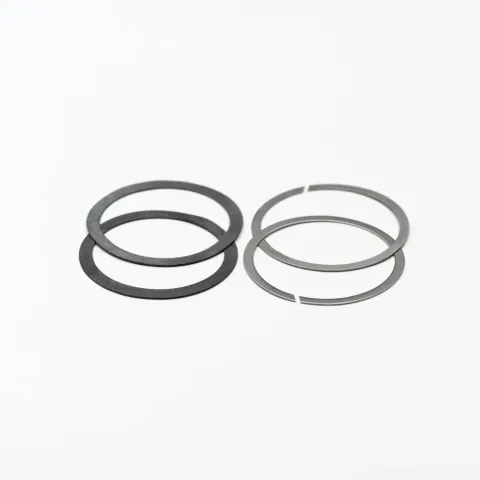 Chris King Seal & Snap Ring Kit für 1-Zoll-Steuersätze und 24-mm-Innenlager, Dichtungs- und…
