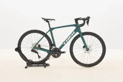 Trek Domane SLR 6 Gen 4 – 2024 – für Körpergröße 163 - 168 cm