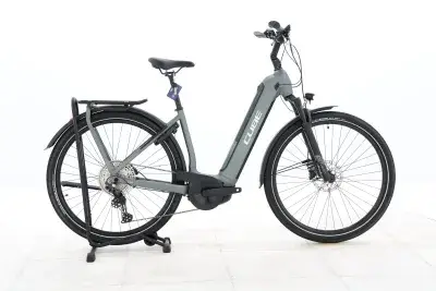 Cube KATHMANDU HYBRID PRO 750 – 2023 – für Körpergröße 160 - 170 cm