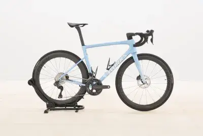 Specialized TARMAC SL8 PRO - ULTEGRA DI2 – 2025 – für Körpergröße 175 - 180 cm