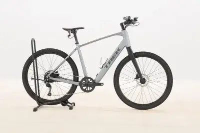 Trek Dual Sport+ 2 – 2023 – für Körpergröße 165 - 175 cm