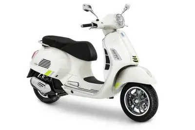 Vespa GTS 125 Super Tech