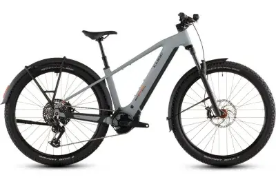 Cube Reaction Hybrid Race 800 FE 2026