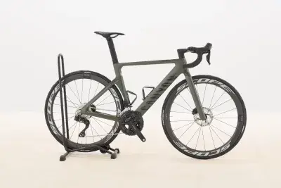 Canyon Aeroad CF SLX 7 Di2 R4 – 2025 – für Körpergröße 172 - 178 cm