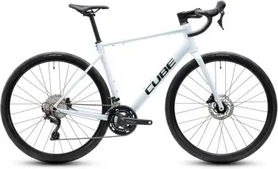 Cube Attain Race Weiß Modell 2027