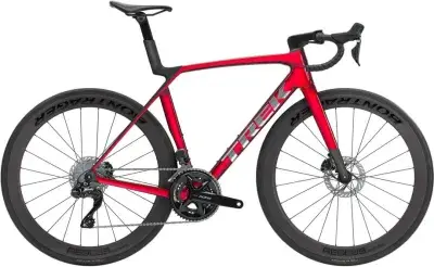 Trek Madone SL 6 Gen 8 Rot Modell 2027