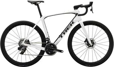 Trek Domane SLR 7 eTap Gen 4 Weiß Modell Aktion