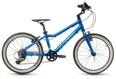 Academy Grade 4 Blau Modell 2026