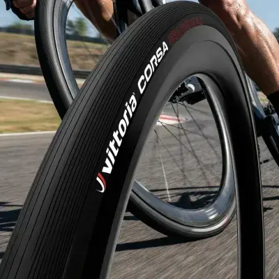 Vittoria Reifen Corsa schwarz 28x1.00 Zoll 25-622 schwarz TLR faltbar