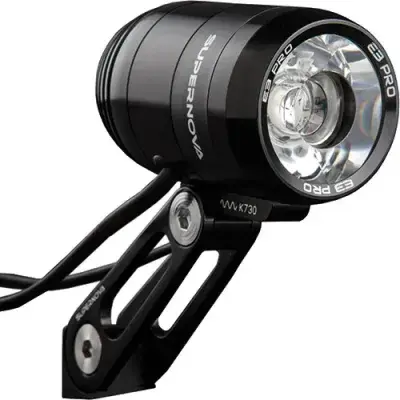 Supernova E3 Pro 2 Dynamoscheinwerfer, schwarz - maximale Sicht und Sicherheit