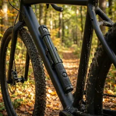 Crankbrothers Klic HV Handpumpe inkl. Rahmenhalter Midnight Edition black