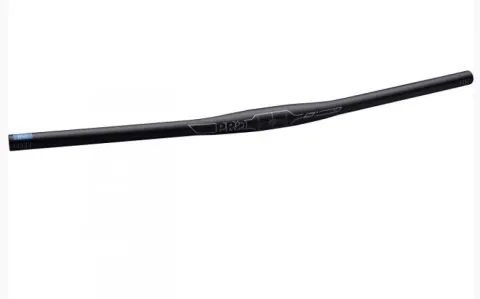 Pro Lenker LT Flat Ø 31,8 mm 720 mm Höhe 0 mm 9° schwarz