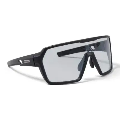 Endura SingleTrack Photochromic MTB-Brille  matt schwarz, selbsttönend, inkl. Wechselglas &…