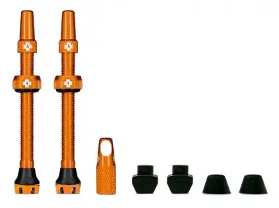 Muc-Off Tubeless Ventil Kit V2 MTB & Rennrad 44 mm Orange - 7075 Aluminium