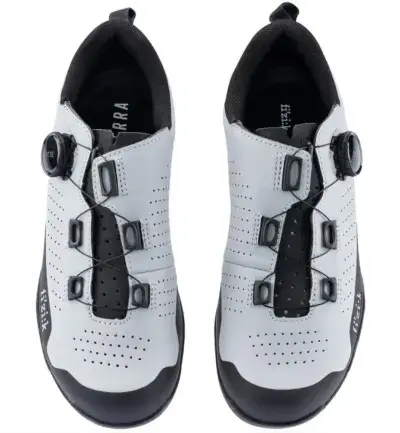 fizi:k MTB-Schuh Atlas Größe 39 mit BOA L6 Verschluss, X5 Nylon Außensohle & Microtex Laser…