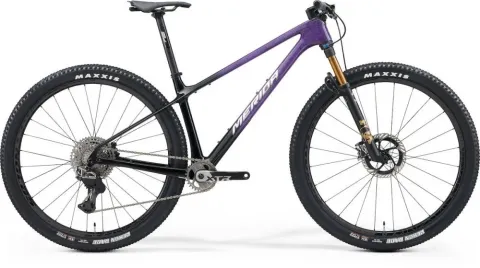 Merida Big.Nine 10K III2 Hardtail S Black Splatter Purple-Fade, Carbonrahmen CF5, Fox 32 SC Factory…