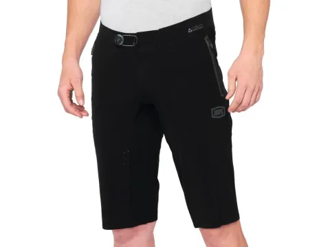 100% Celium Shorts 34" black - ultraleichte MTB-Shorts mit maximaler Bewegungsfreiheit