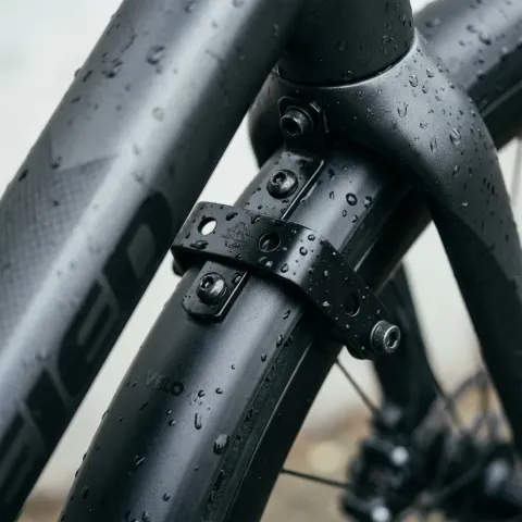 SKS Sonderwinkel für VELO 42 und VELO 47 Schutzbleche, spezielle Ausführung für vertikale…